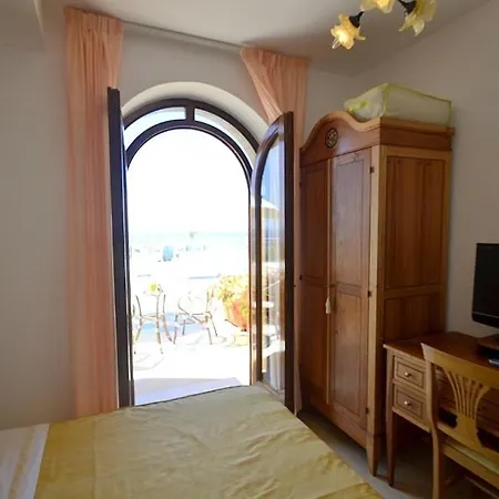 Villa Marina Del Cantone Sleeps 22 Pool Air Con *