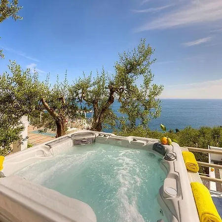Villa Marina Del Cantone Sleeps 22 Pool Air Con Nerano