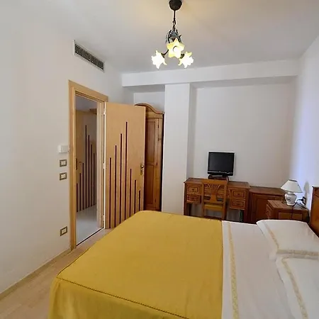 Marina Del Cantone Sleeps 22 Pool Air Con Villa Nerano